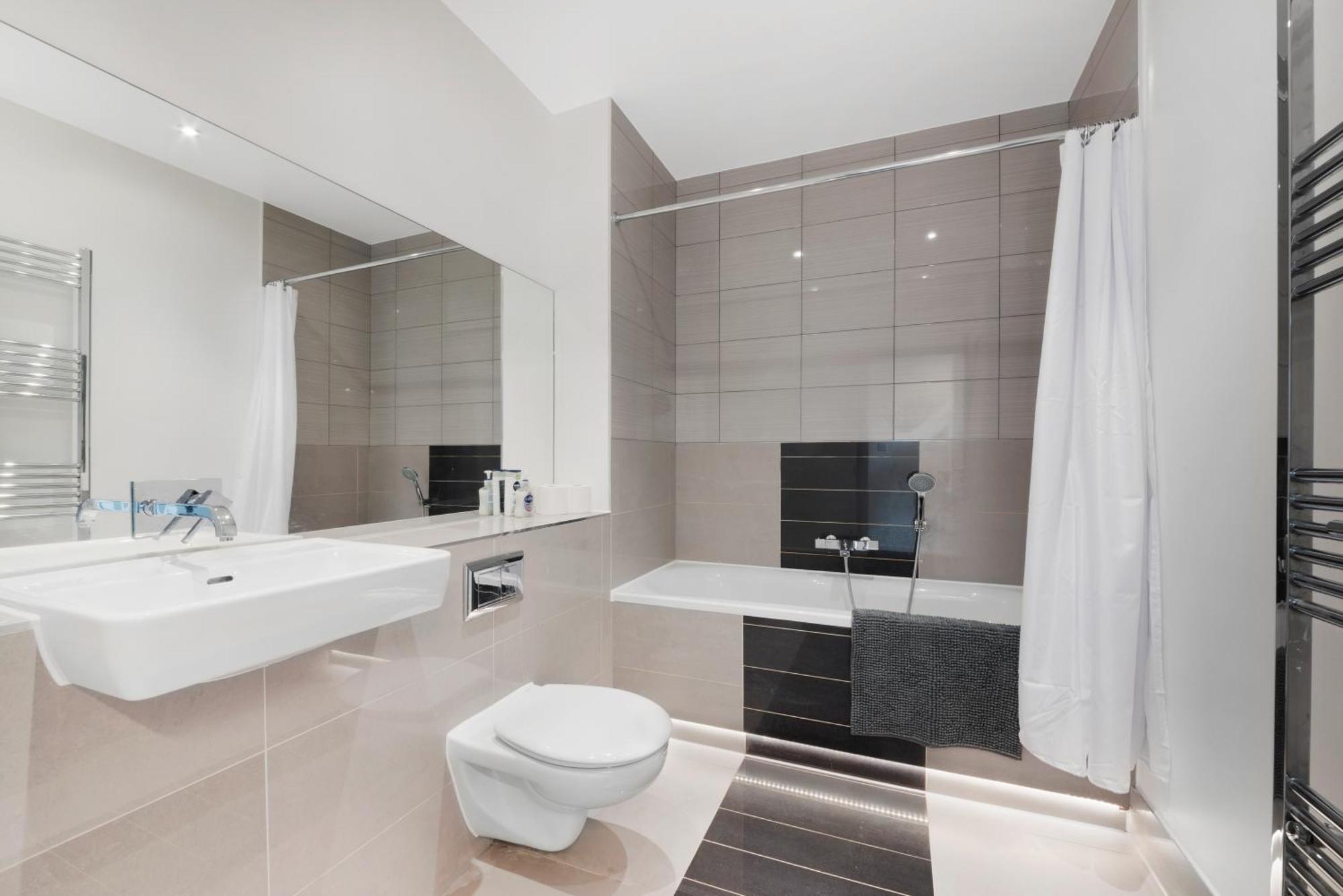 Riverside 2 Bedroom Stratford Лондон Екстериор снимка
